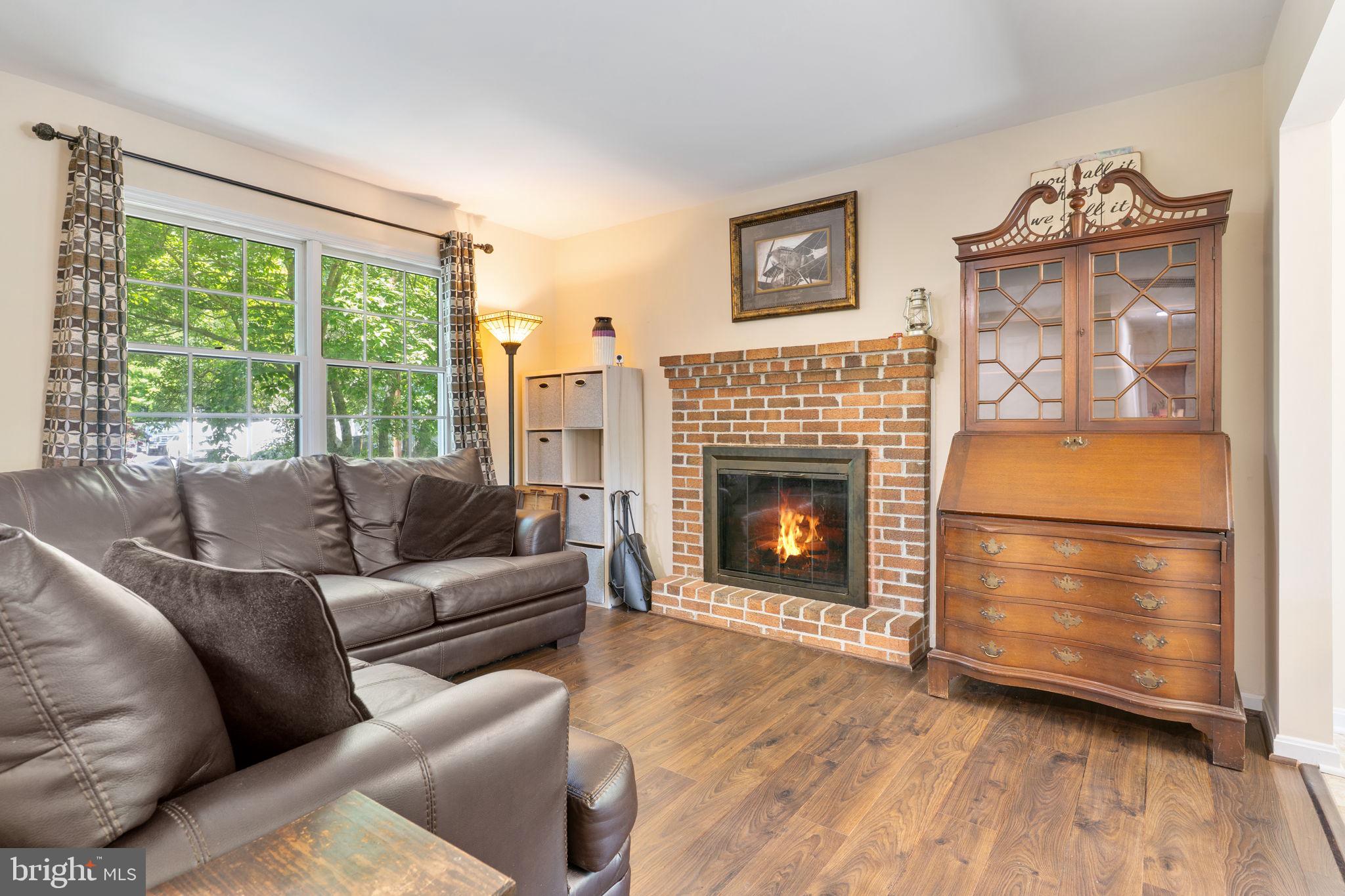 LONG BEACH - Residential