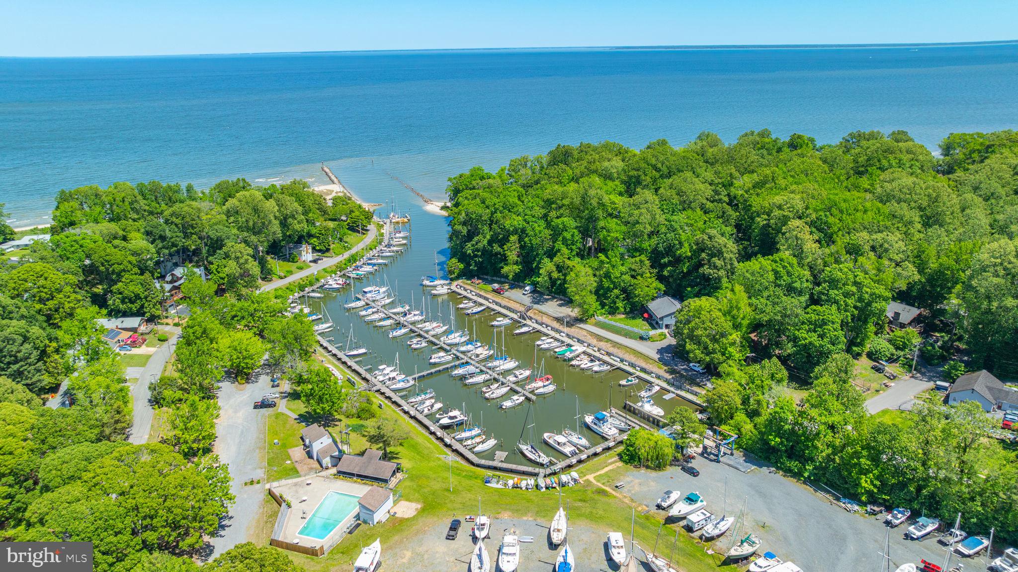 LONG BEACH - Residential