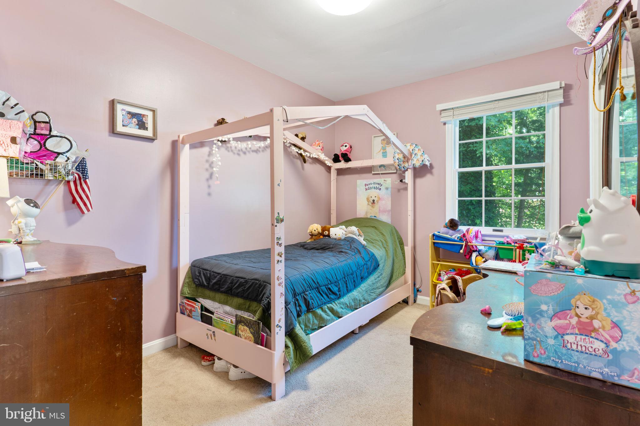 LONG BEACH - Residential