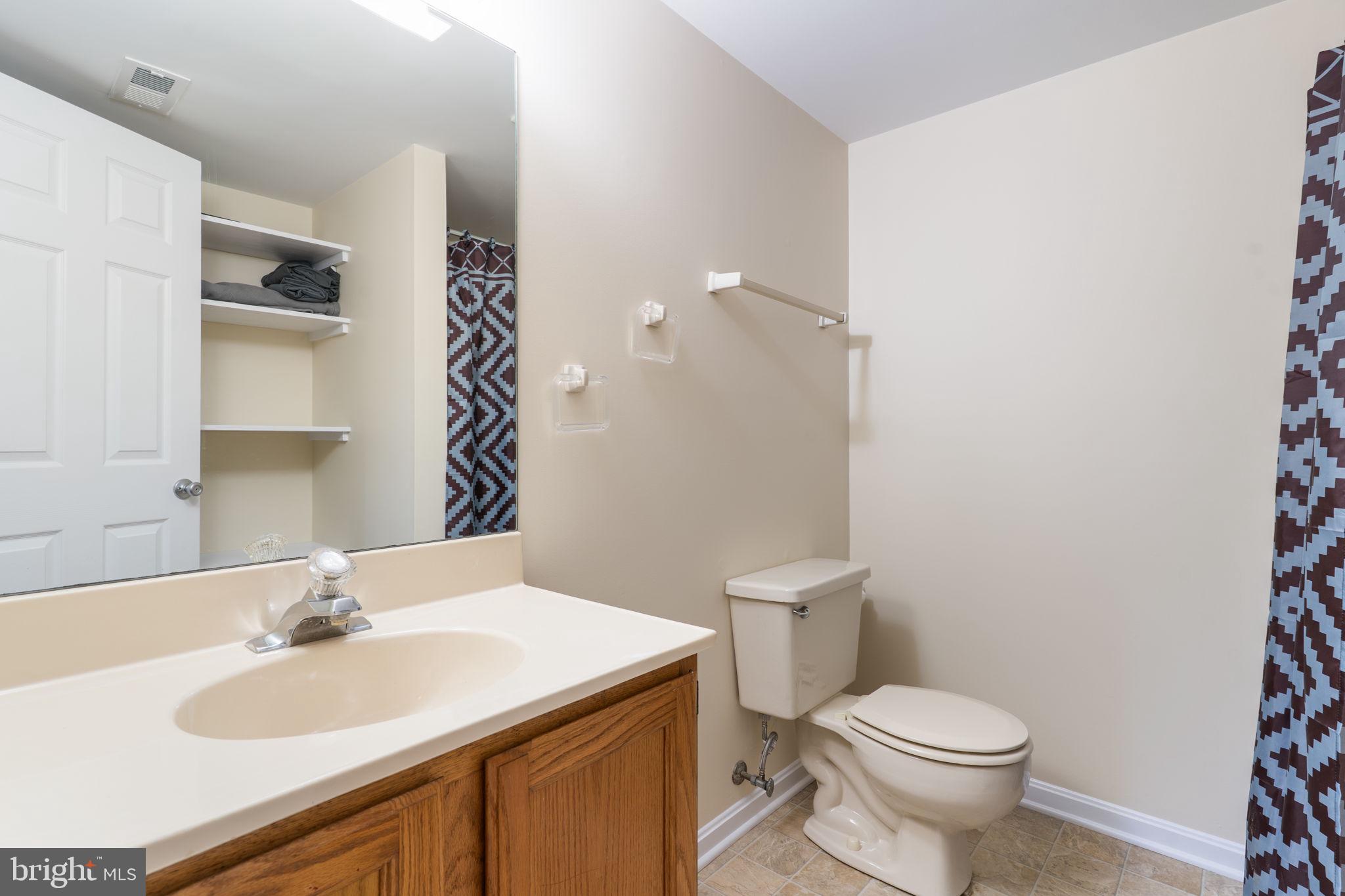 LONG BEACH - Residential