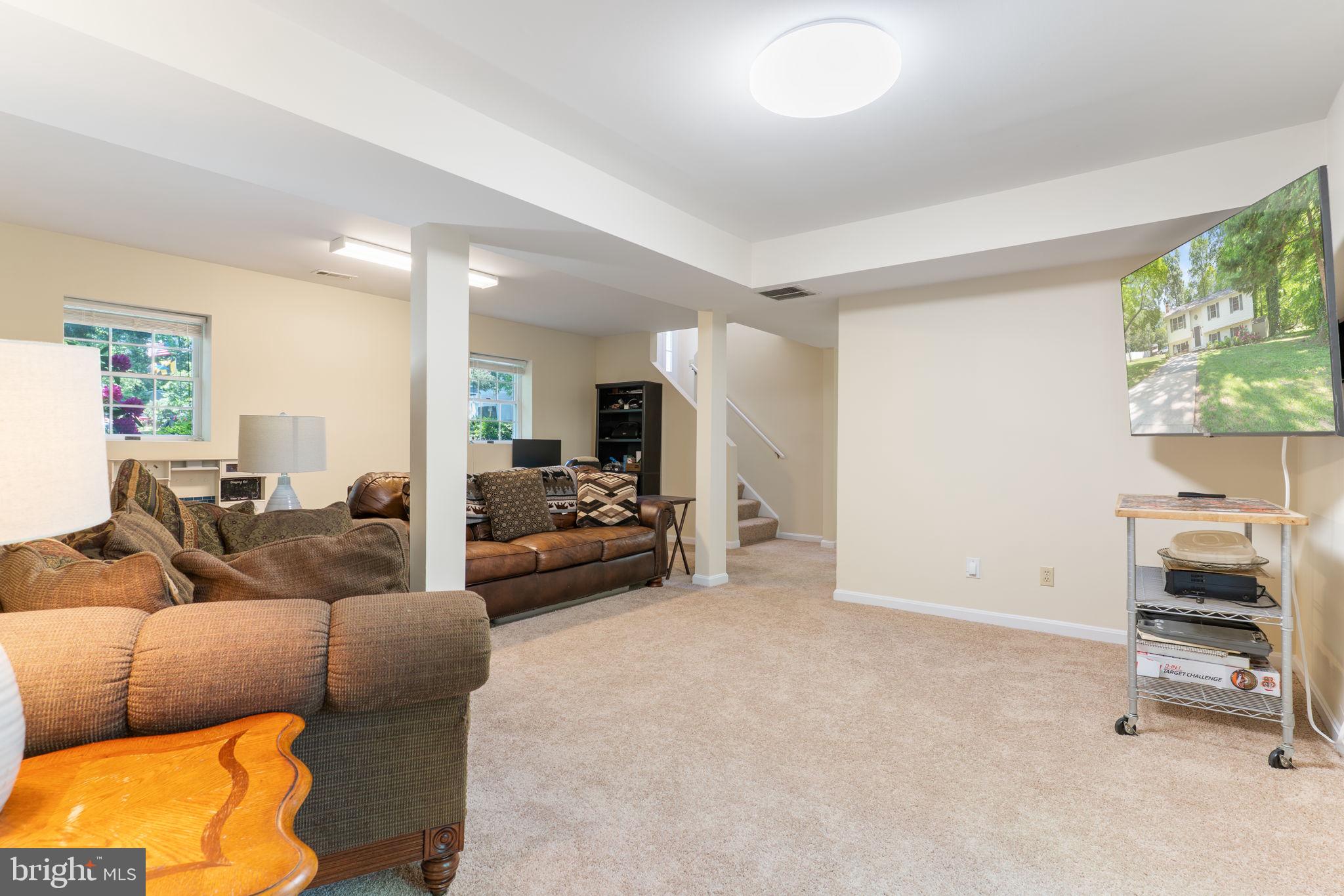 LONG BEACH - Residential