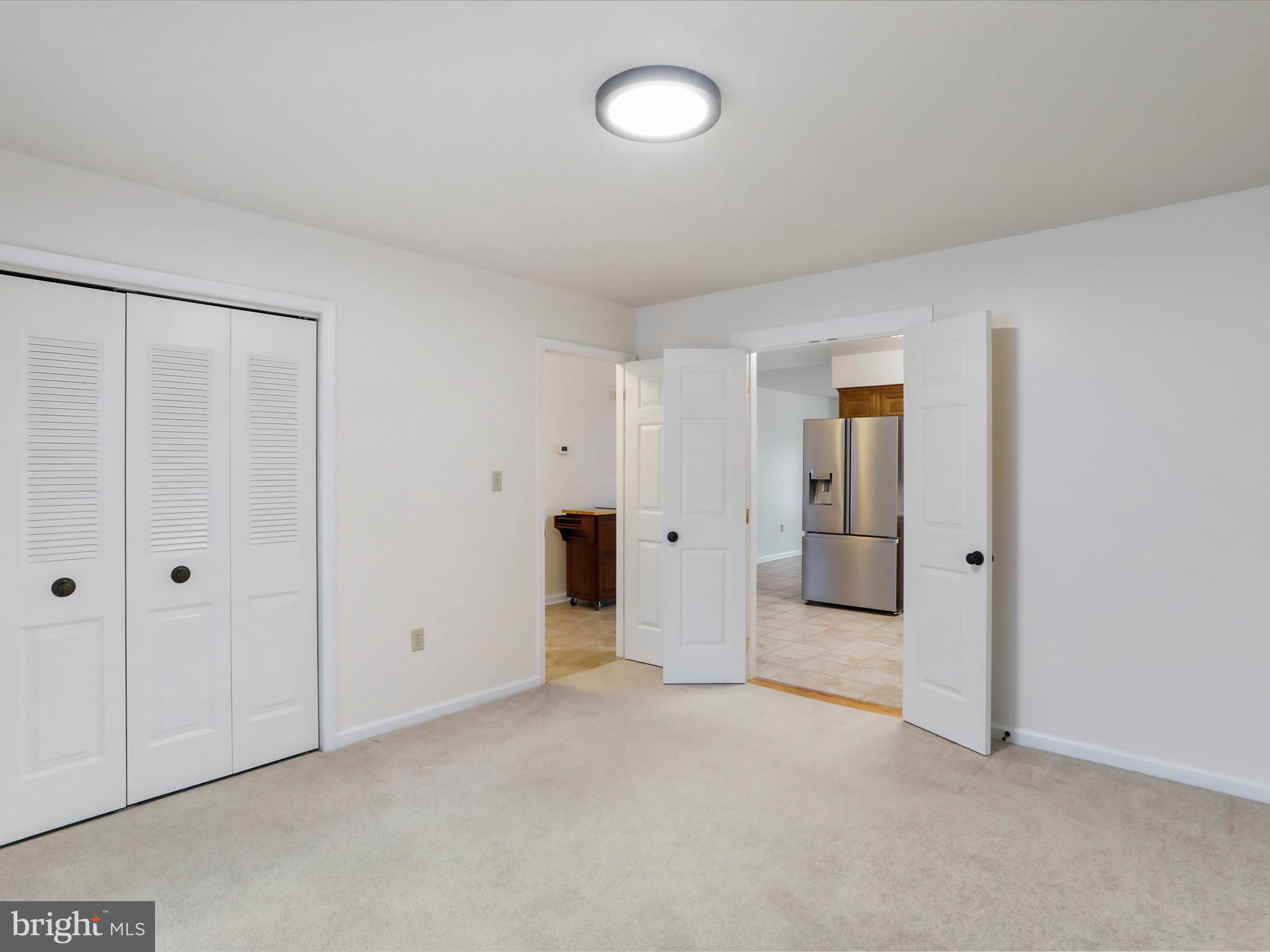 TOWNE OAK VILLAGE - Residential