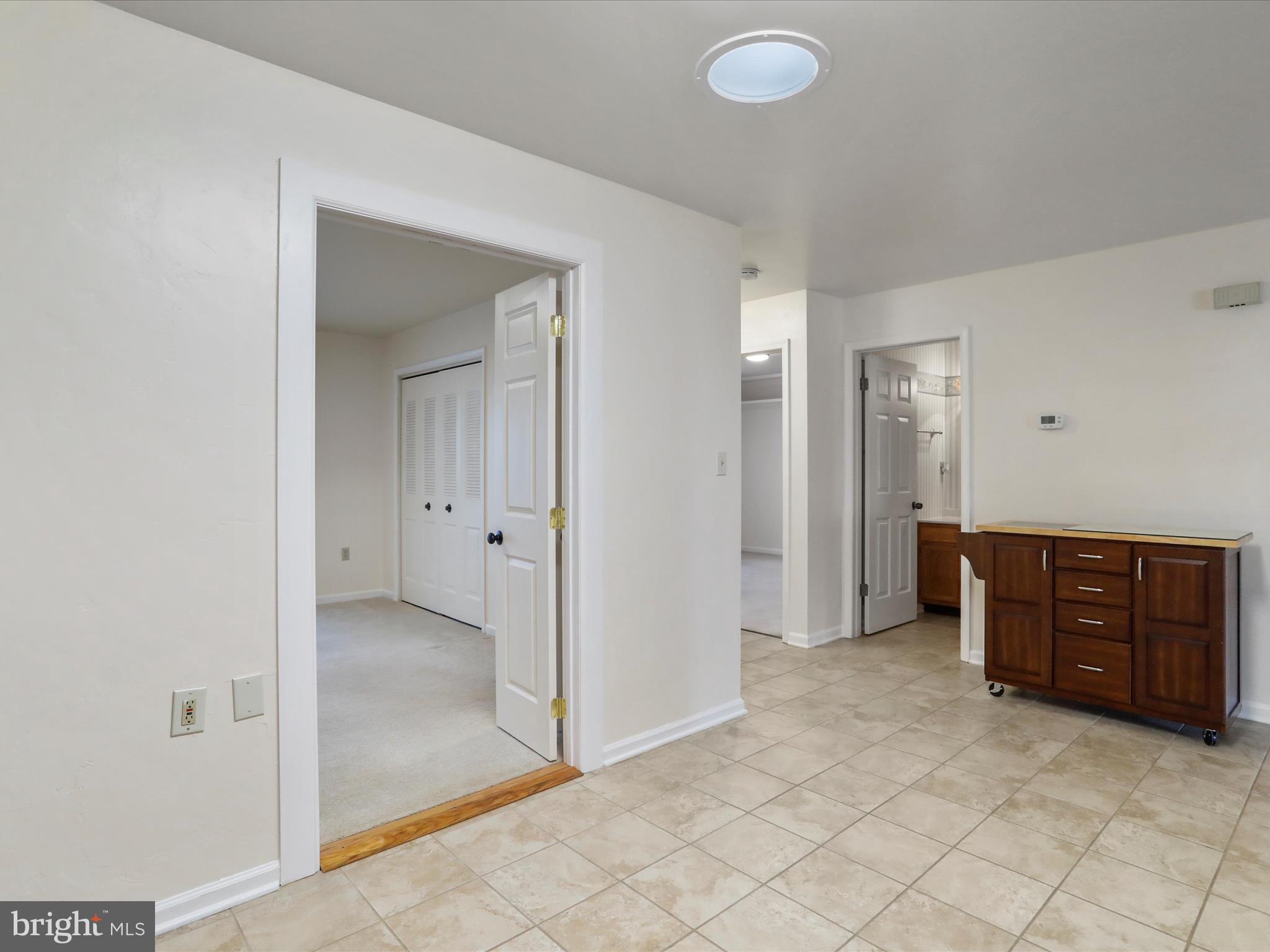 TOWNE OAK VILLAGE - Residential