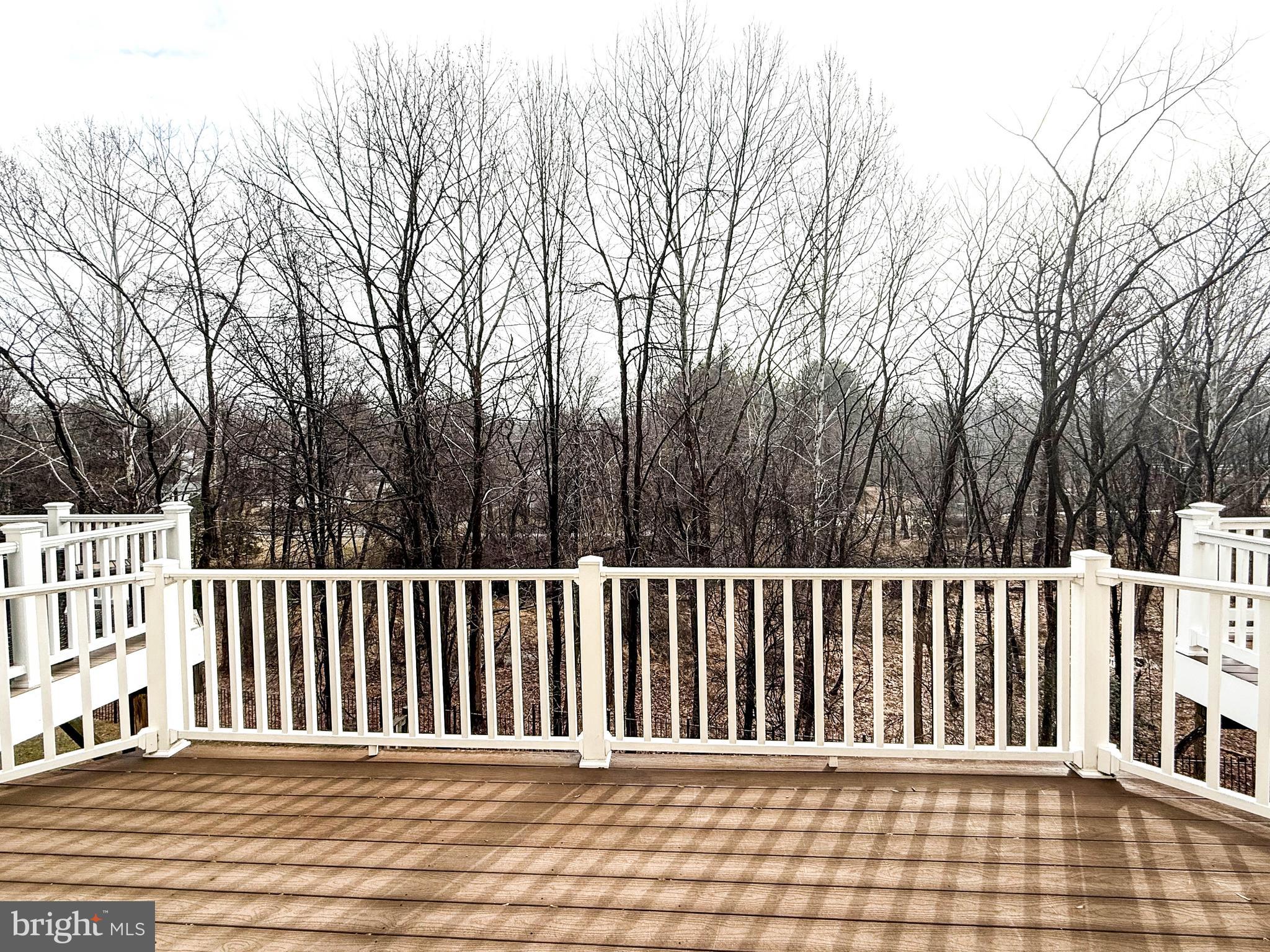 TOWER OAKS - Residential