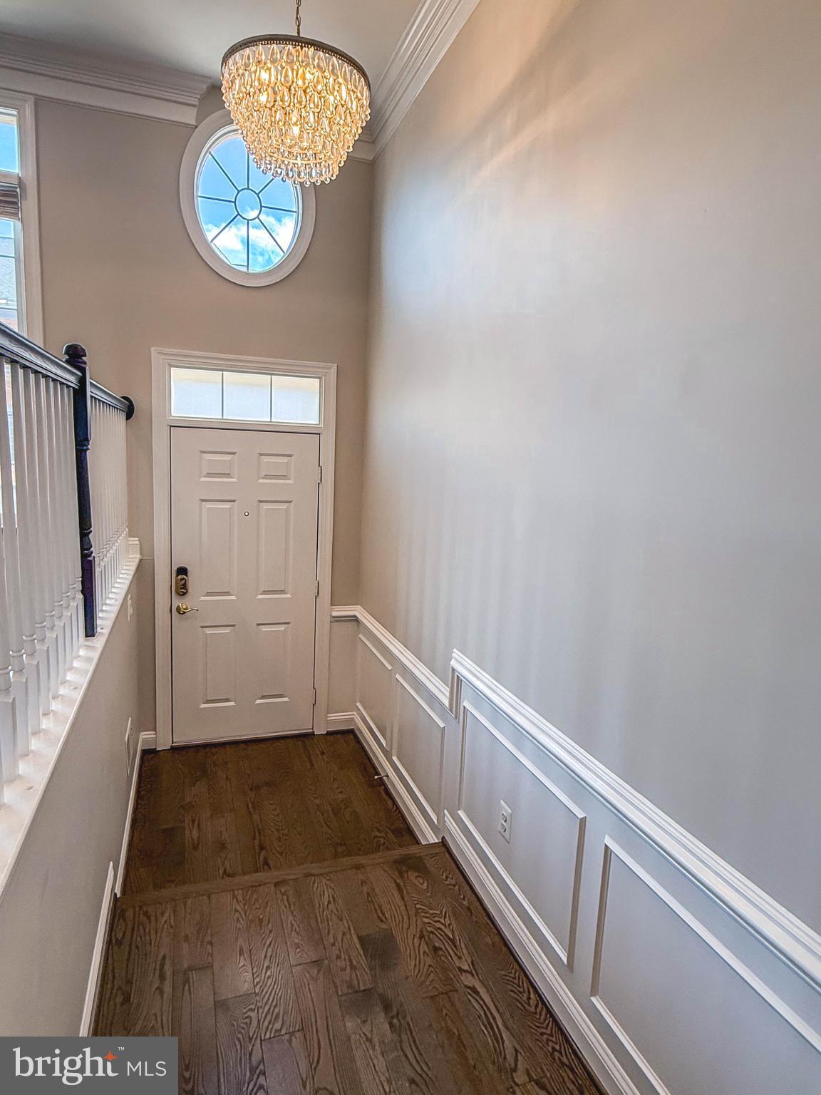 1154 REGAL OAK DRIVE