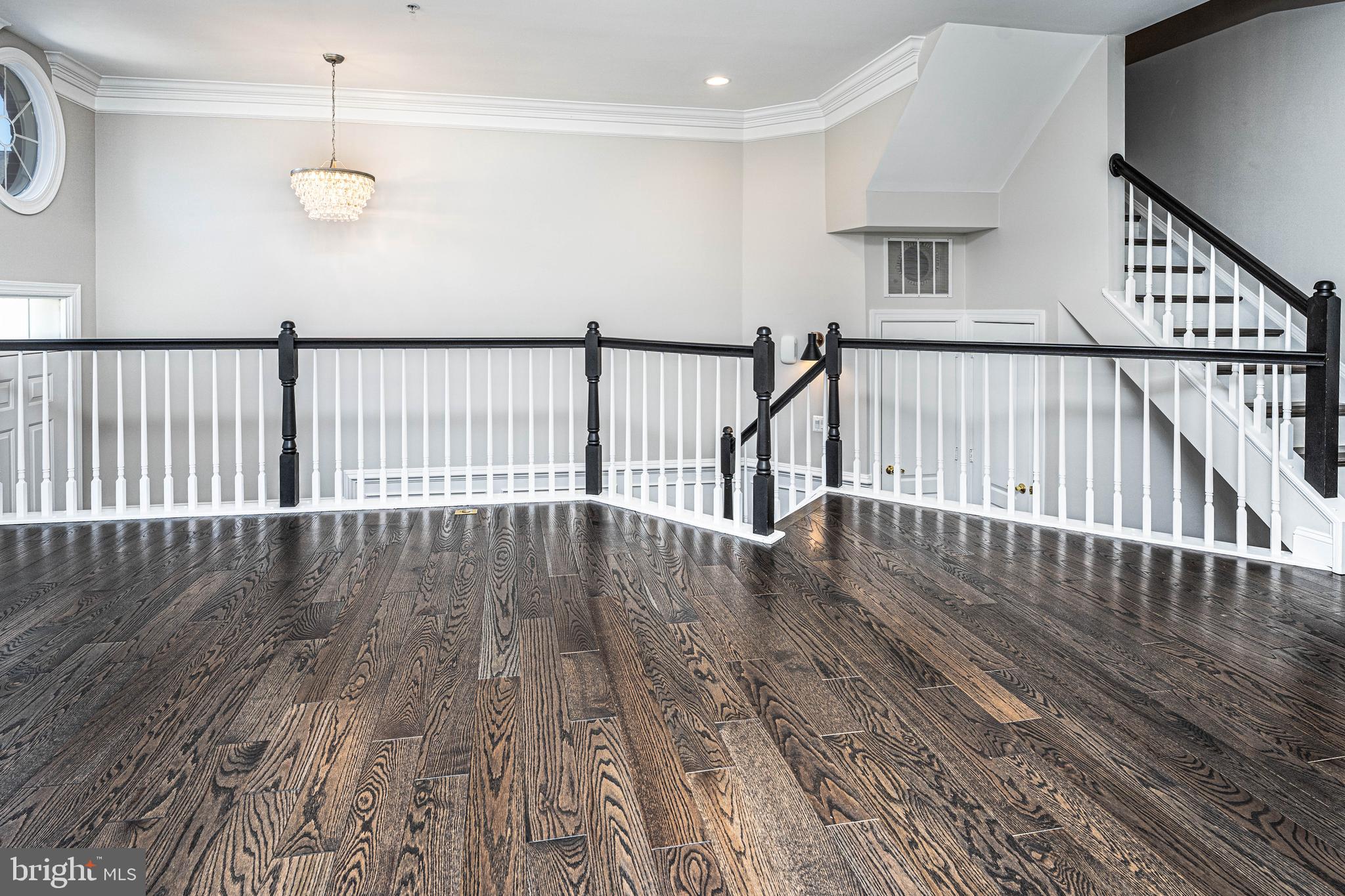 TOWER OAKS - Residential