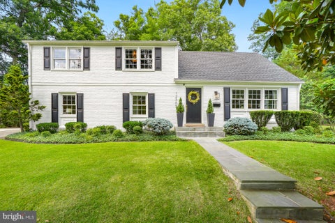 Homes For Sale - 12305 Captain Smith Ct<br/> POTOMAC, MD 20854
