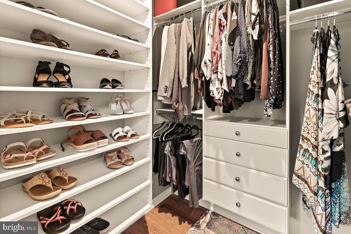 THE MEADOWS - Residential