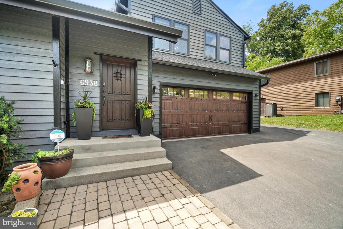 THE MEADOWS - Residential