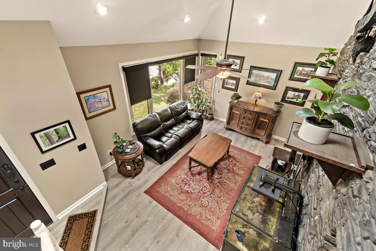 THE MEADOWS - Residential