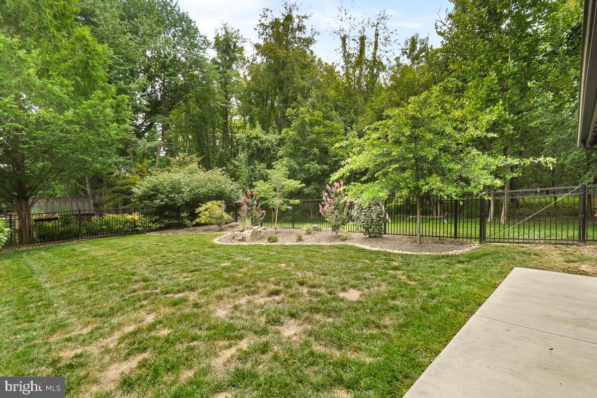 THE MEADOWS - Residential