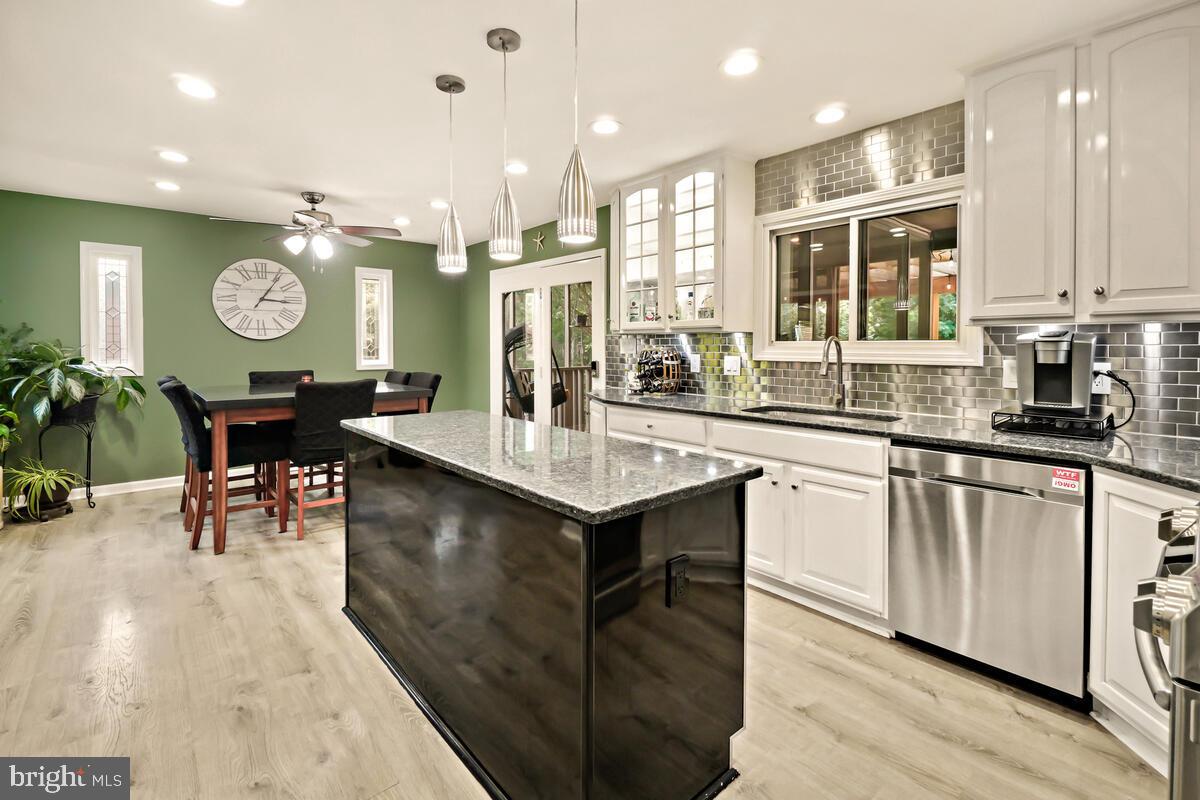 THE MEADOWS - Residential