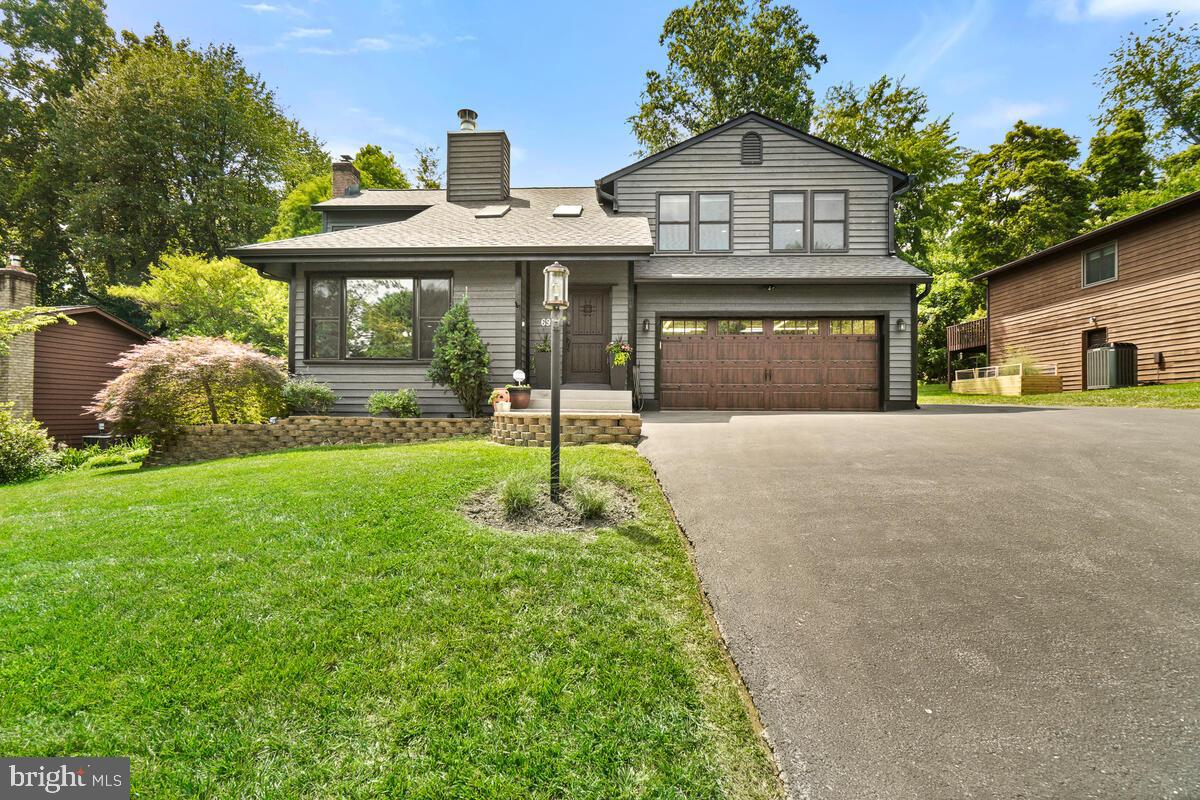 THE MEADOWS - Residential