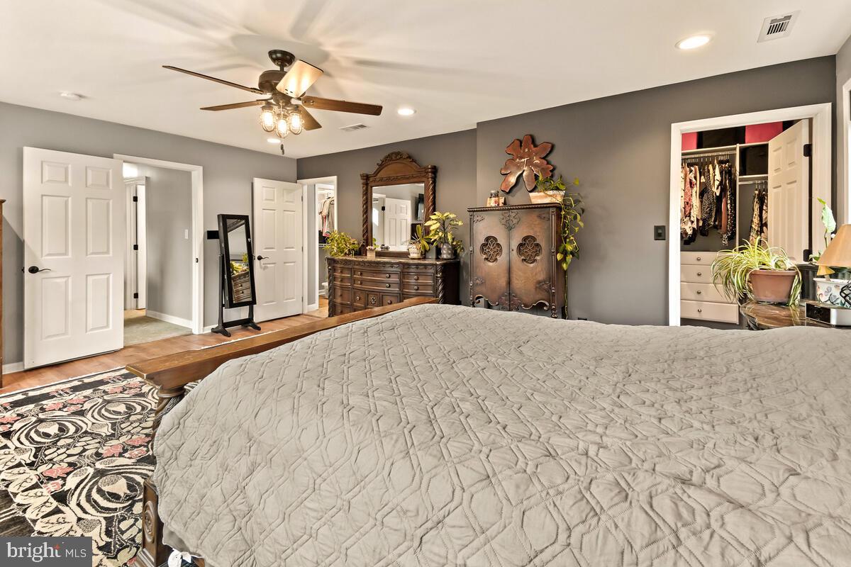 THE MEADOWS - Residential