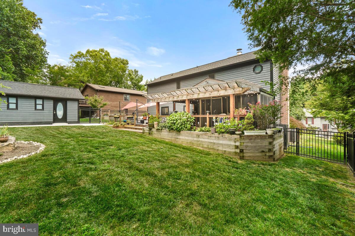 THE MEADOWS - Residential