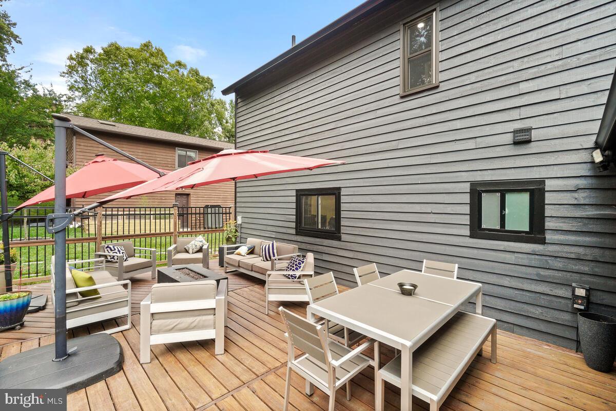 THE MEADOWS - Residential