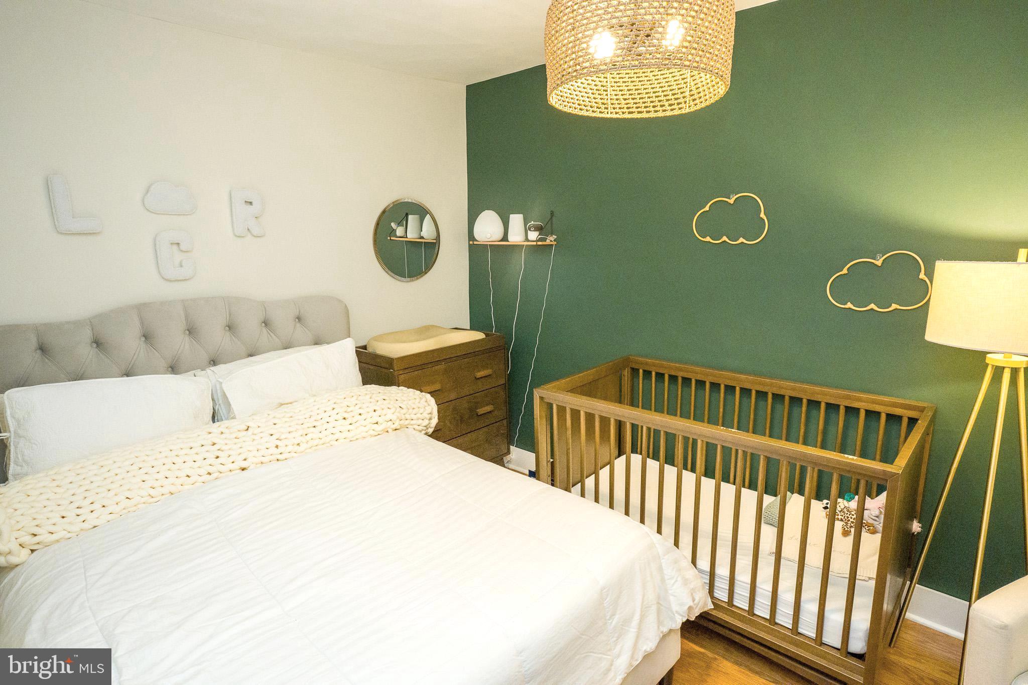 GIRARD ESTATES - Residential