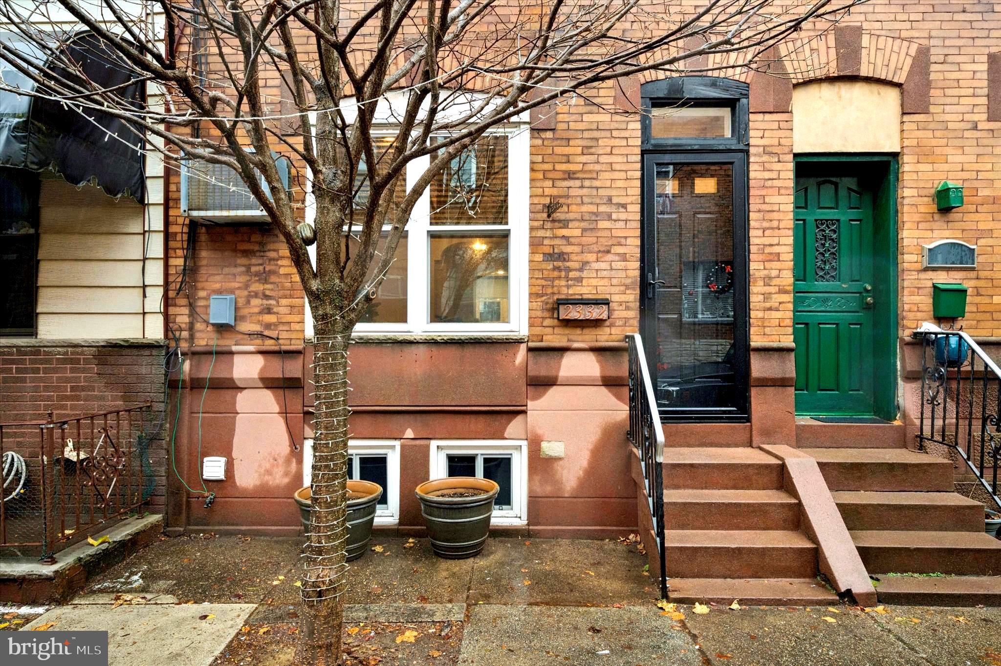 GIRARD ESTATES - Residential