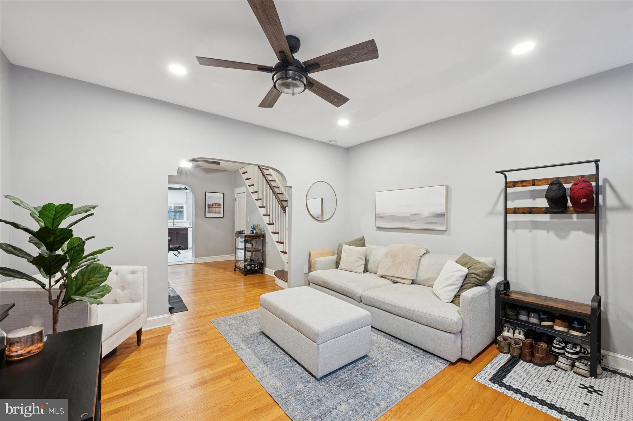 2332 S BOUVIER STREET