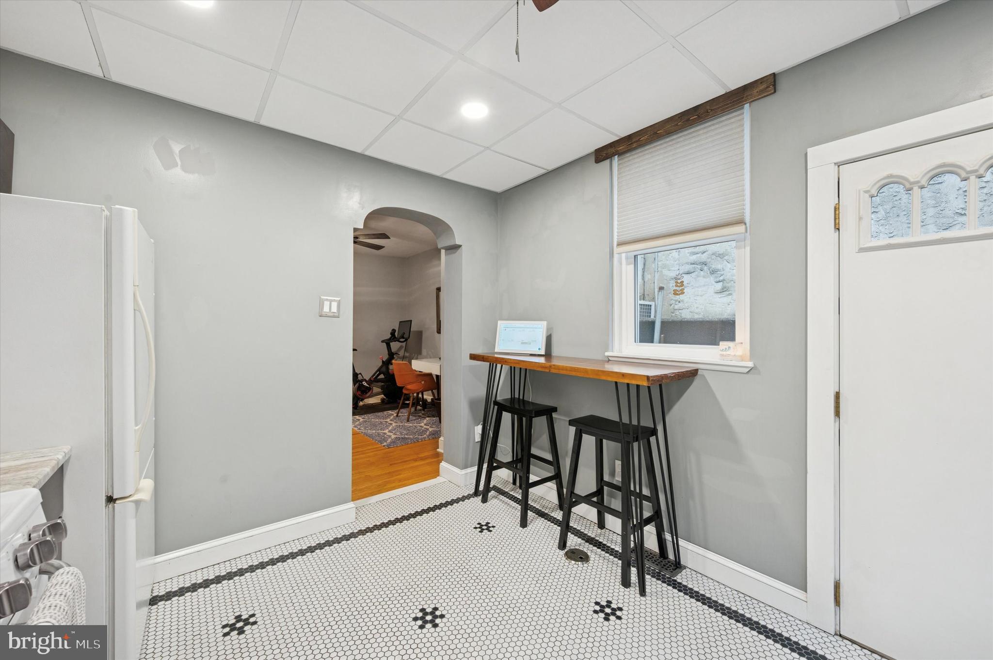 GIRARD ESTATES - Residential