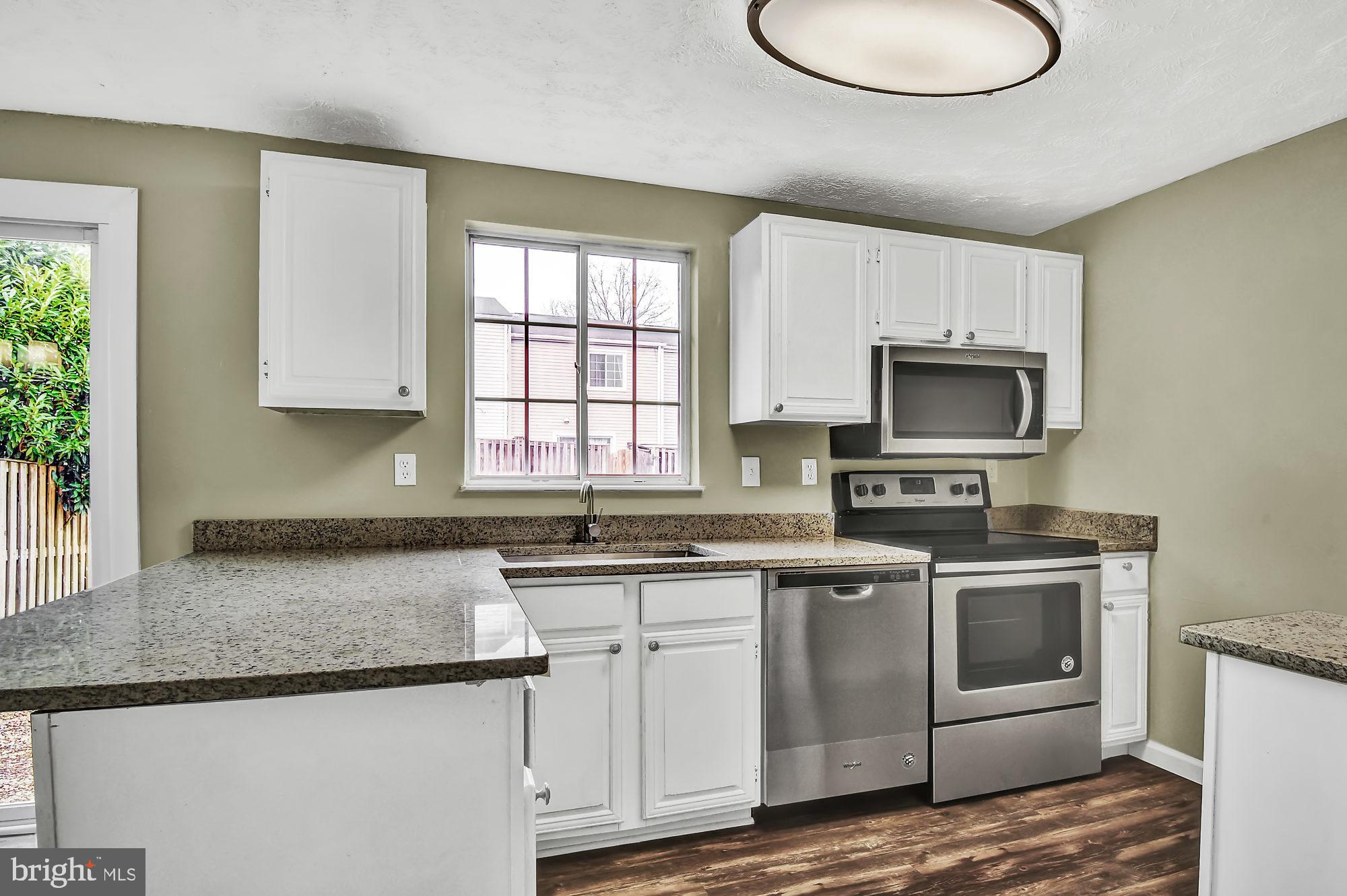 GUNNERS LAKE VILLAGE - Residential