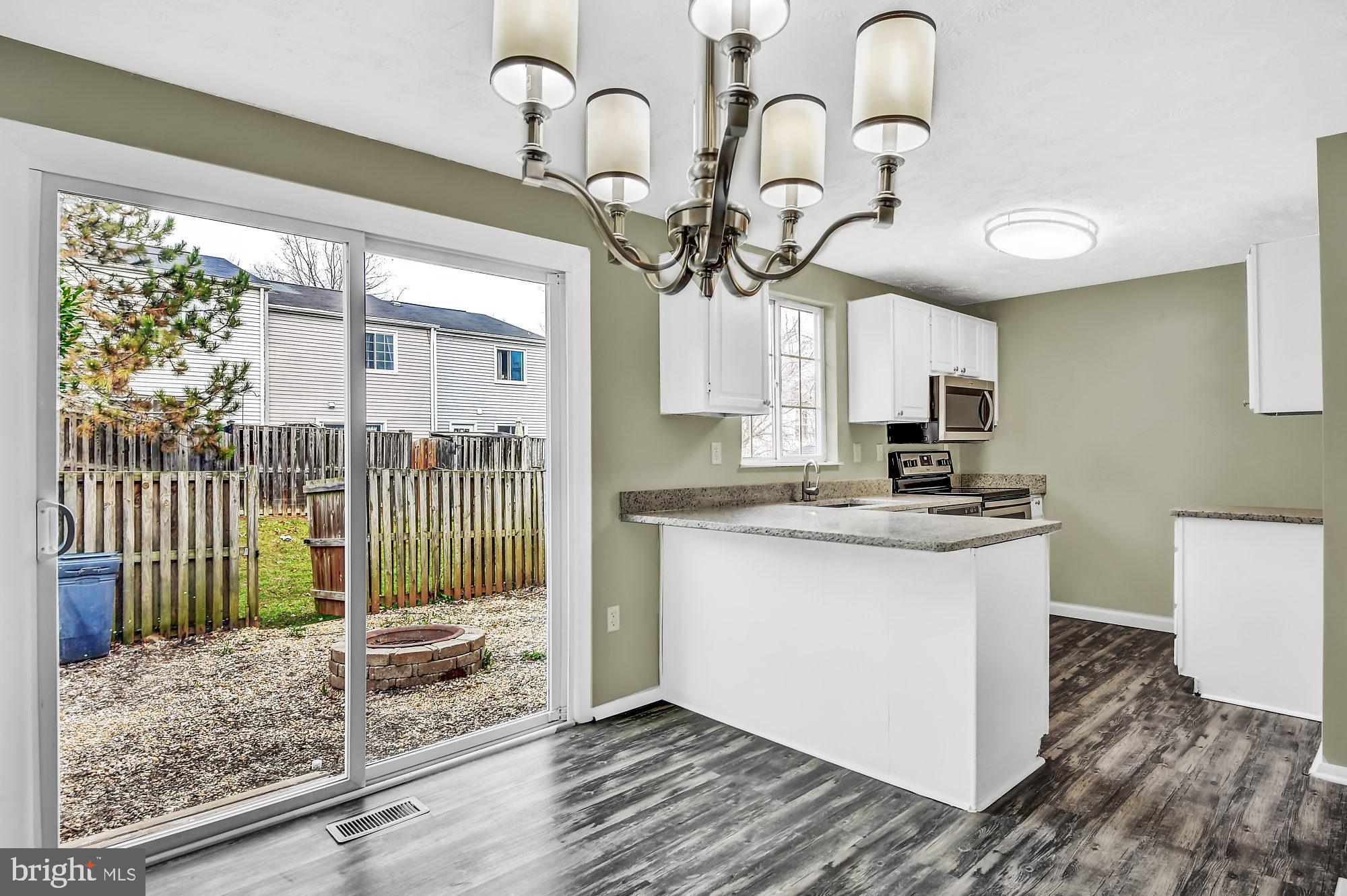 GUNNERS LAKE VILLAGE - Residential