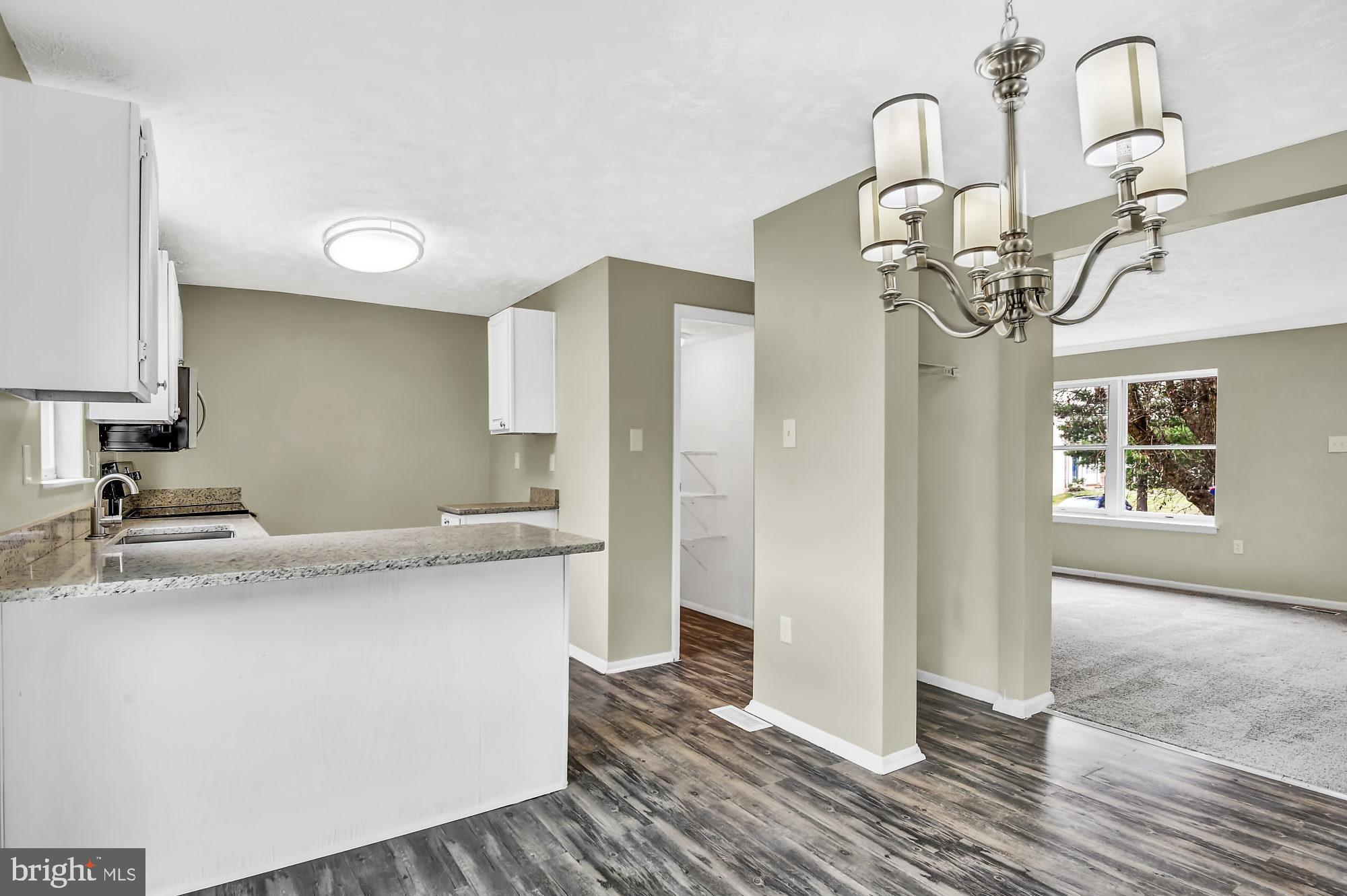 GUNNERS LAKE VILLAGE - Residential