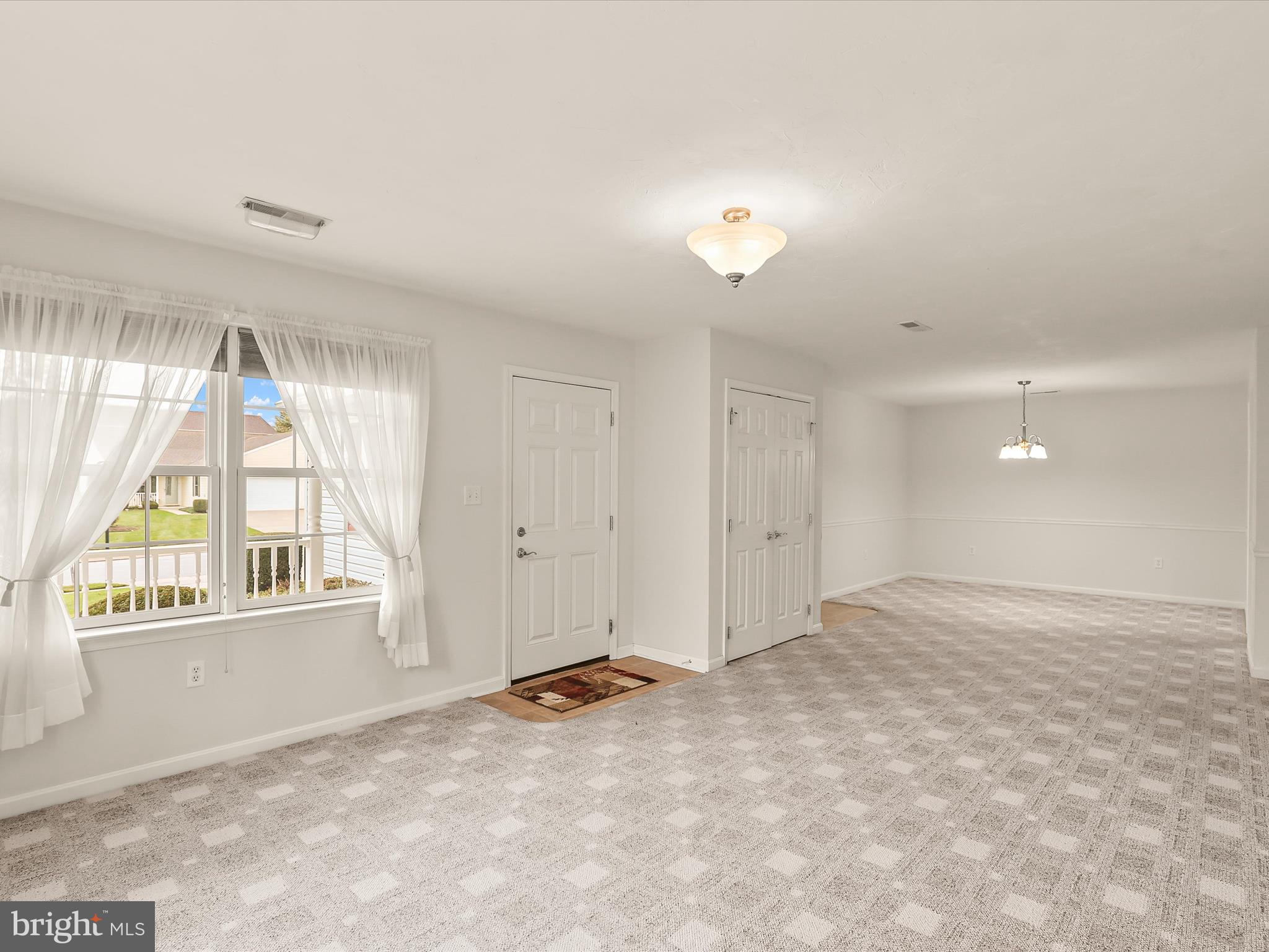 ROTH'S FARM VILLAGE - Residential