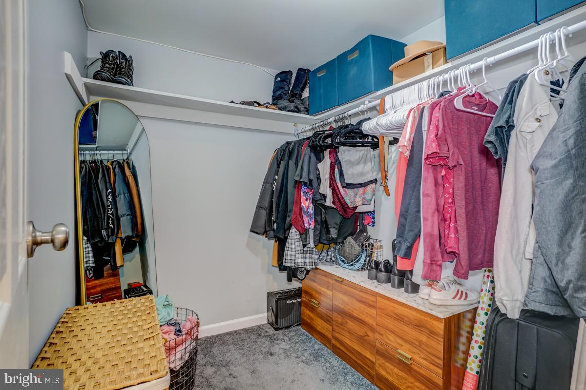 NORMANDIE ON THE LAKE II - Residential