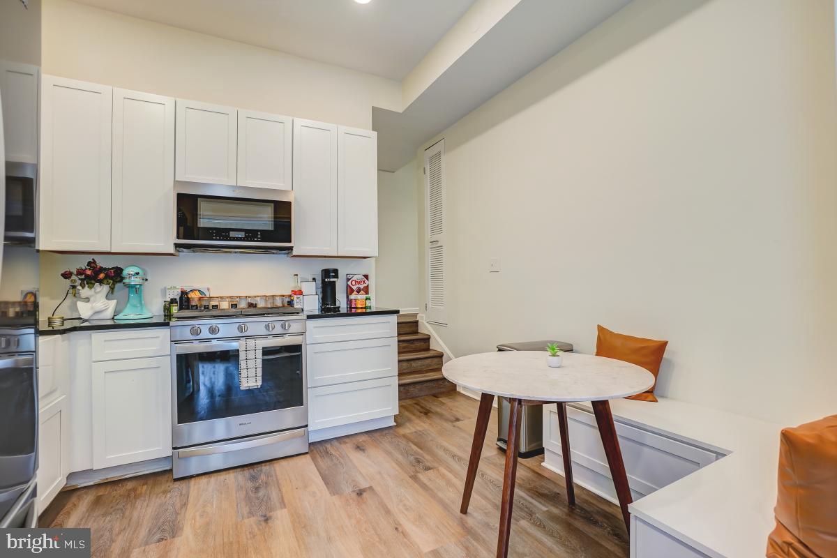 NORMANDIE ON THE LAKE II - Residential