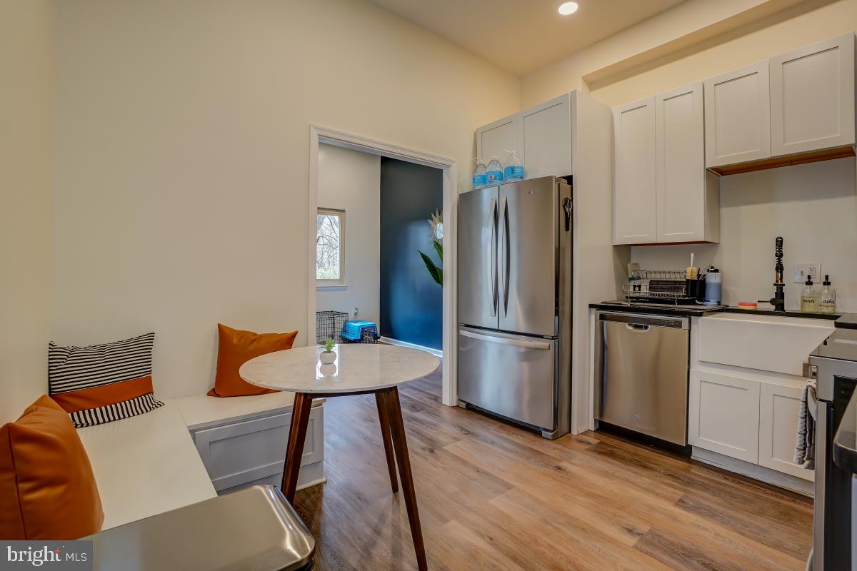 NORMANDIE ON THE LAKE II - Residential