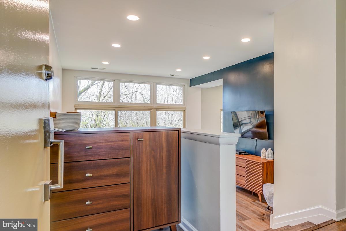 NORMANDIE ON THE LAKE II - Residential