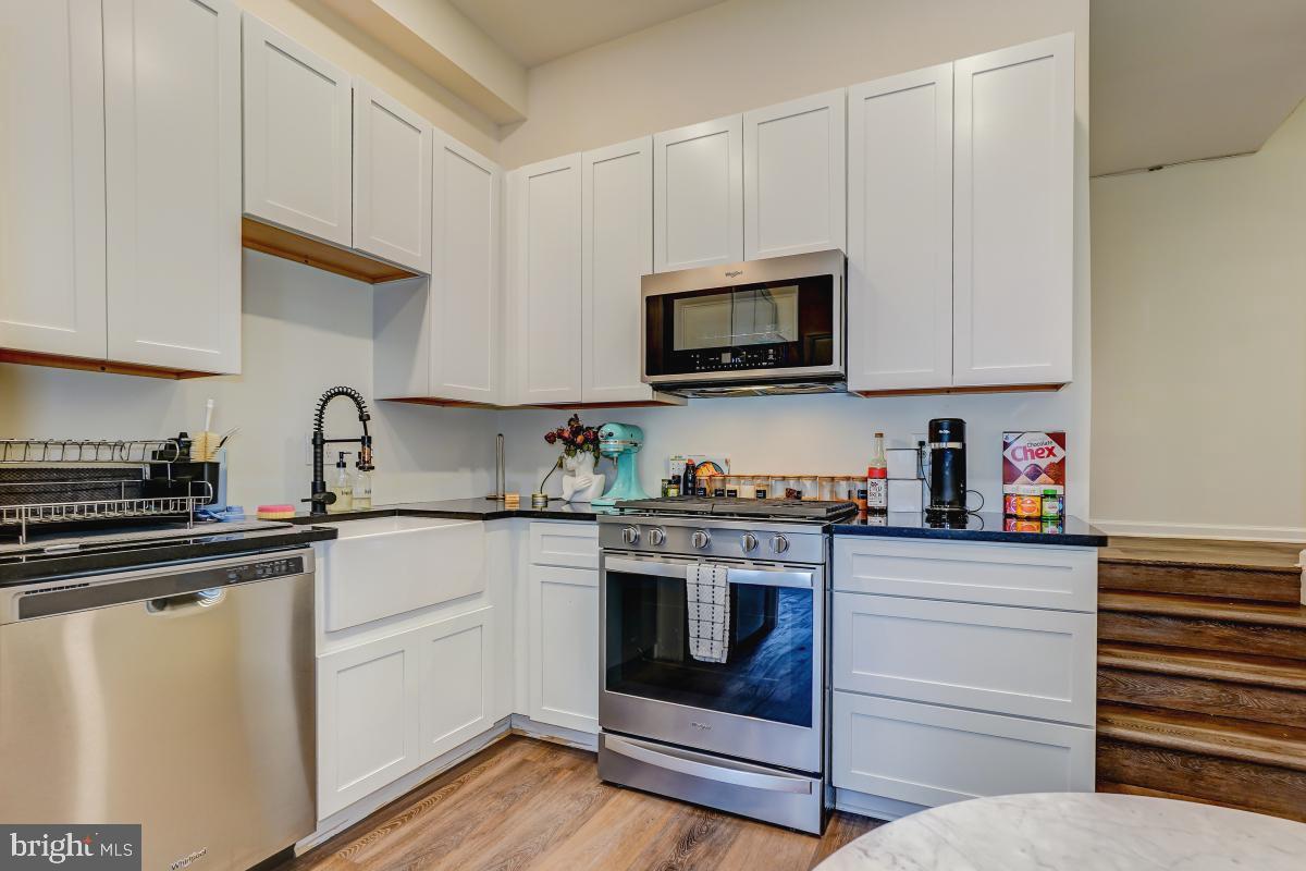 NORMANDIE ON THE LAKE II - Residential