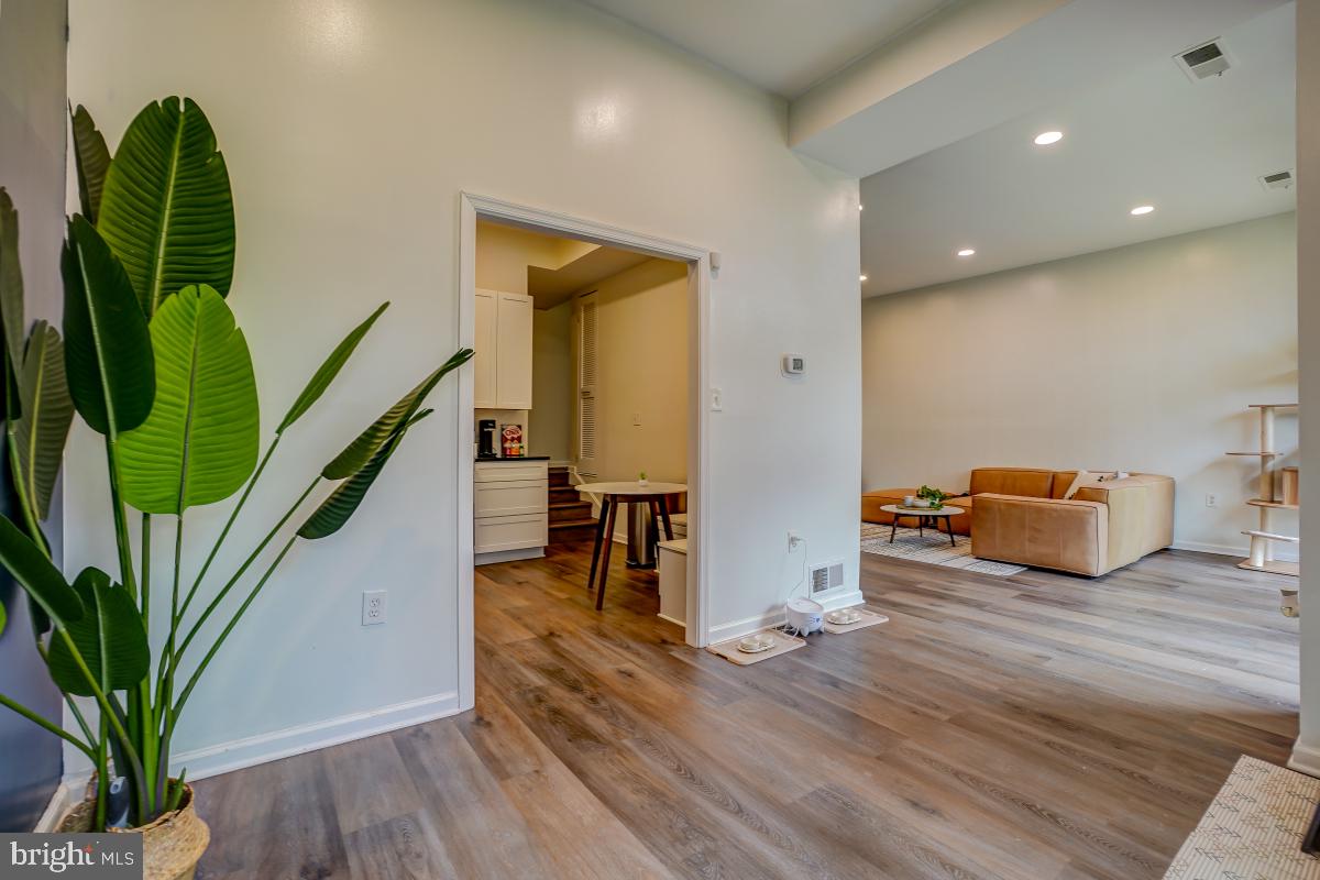 NORMANDIE ON THE LAKE II - Residential