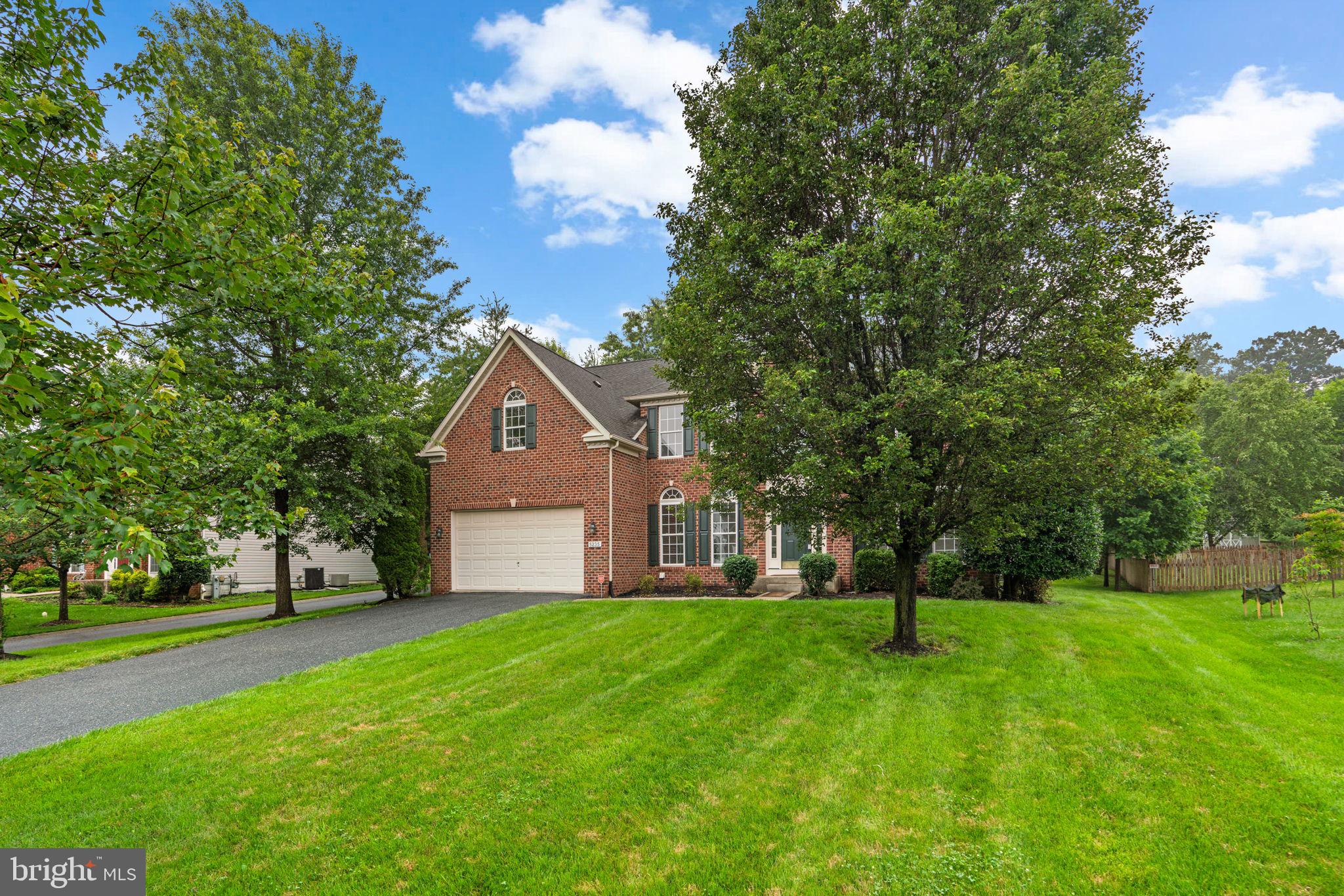 5235 HARVEY LANE