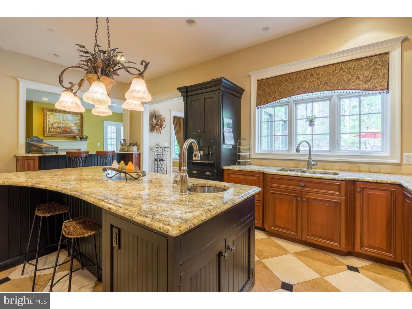 GEIST POINT - Residential