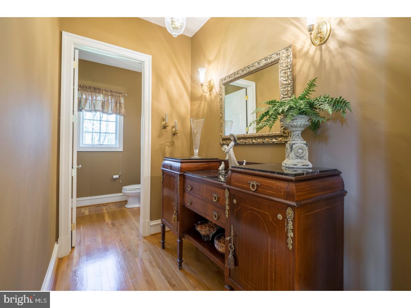 GEIST POINT - Residential