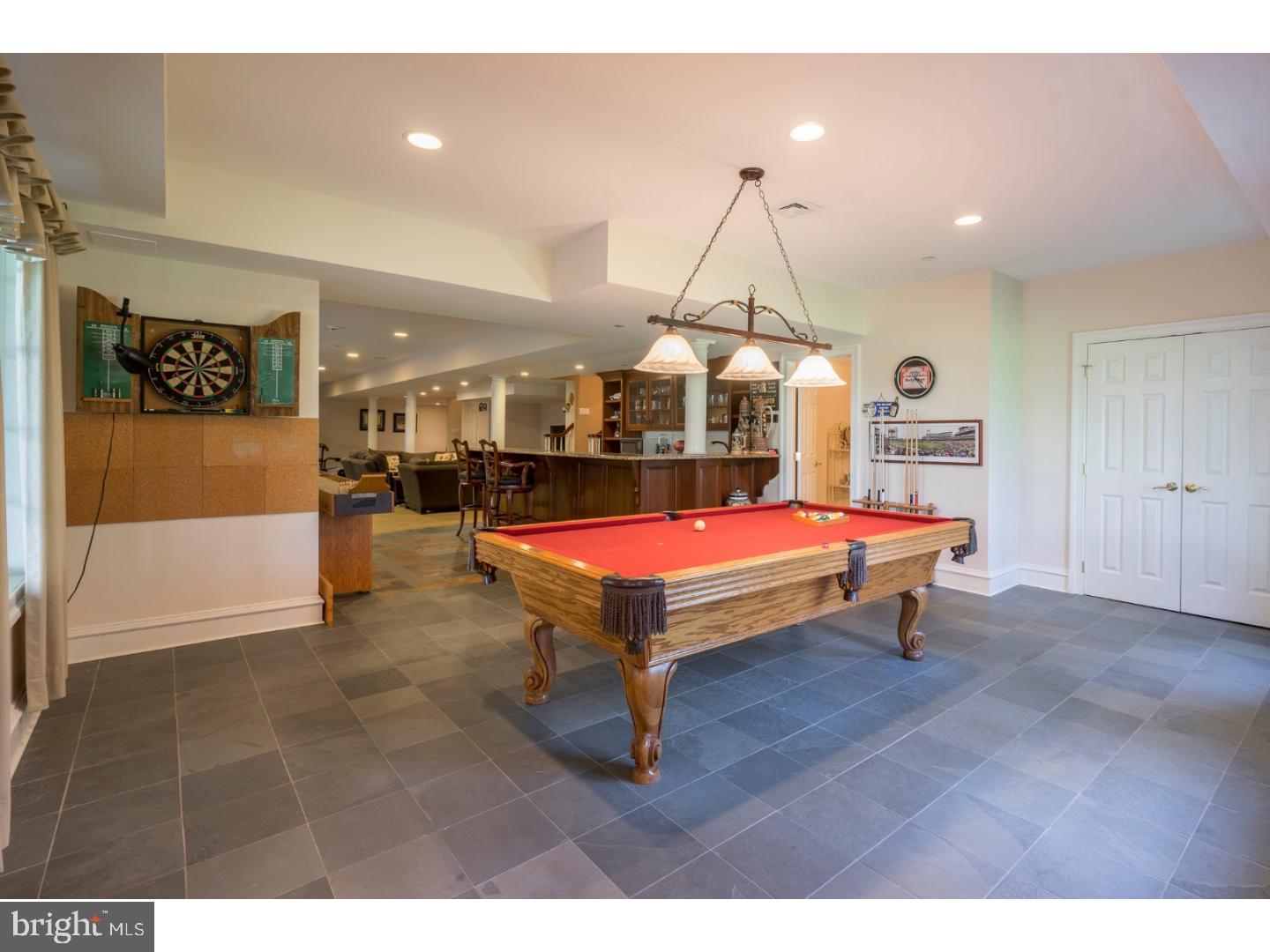 GEIST POINT - Residential