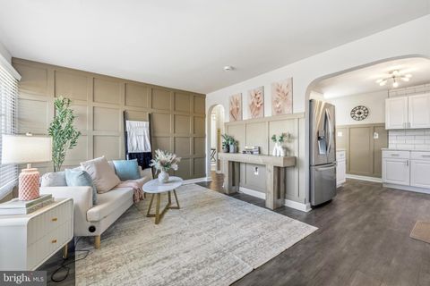 Photo of 15029 Clear Spring Road, WILLIAMSPORT, MD 21795 (MLS # MDWA2034668)