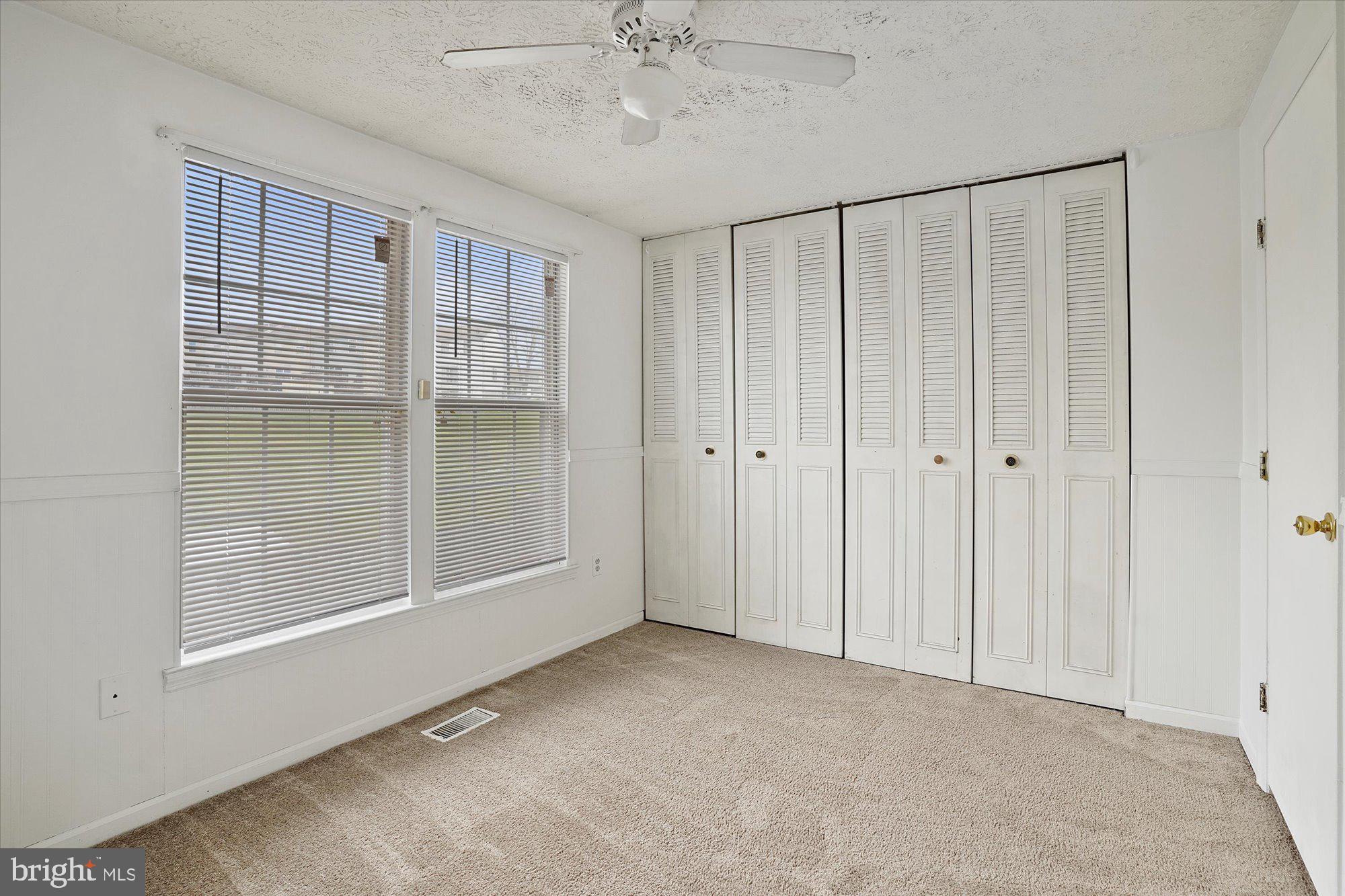 WOODBRIDGE CENTER - Residential