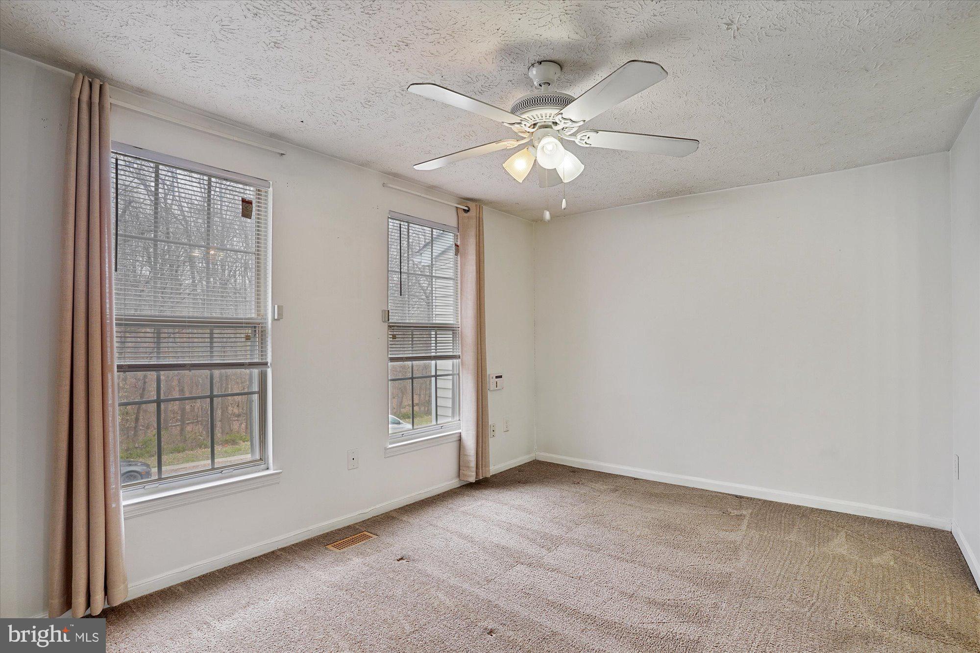 WOODBRIDGE CENTER - Residential