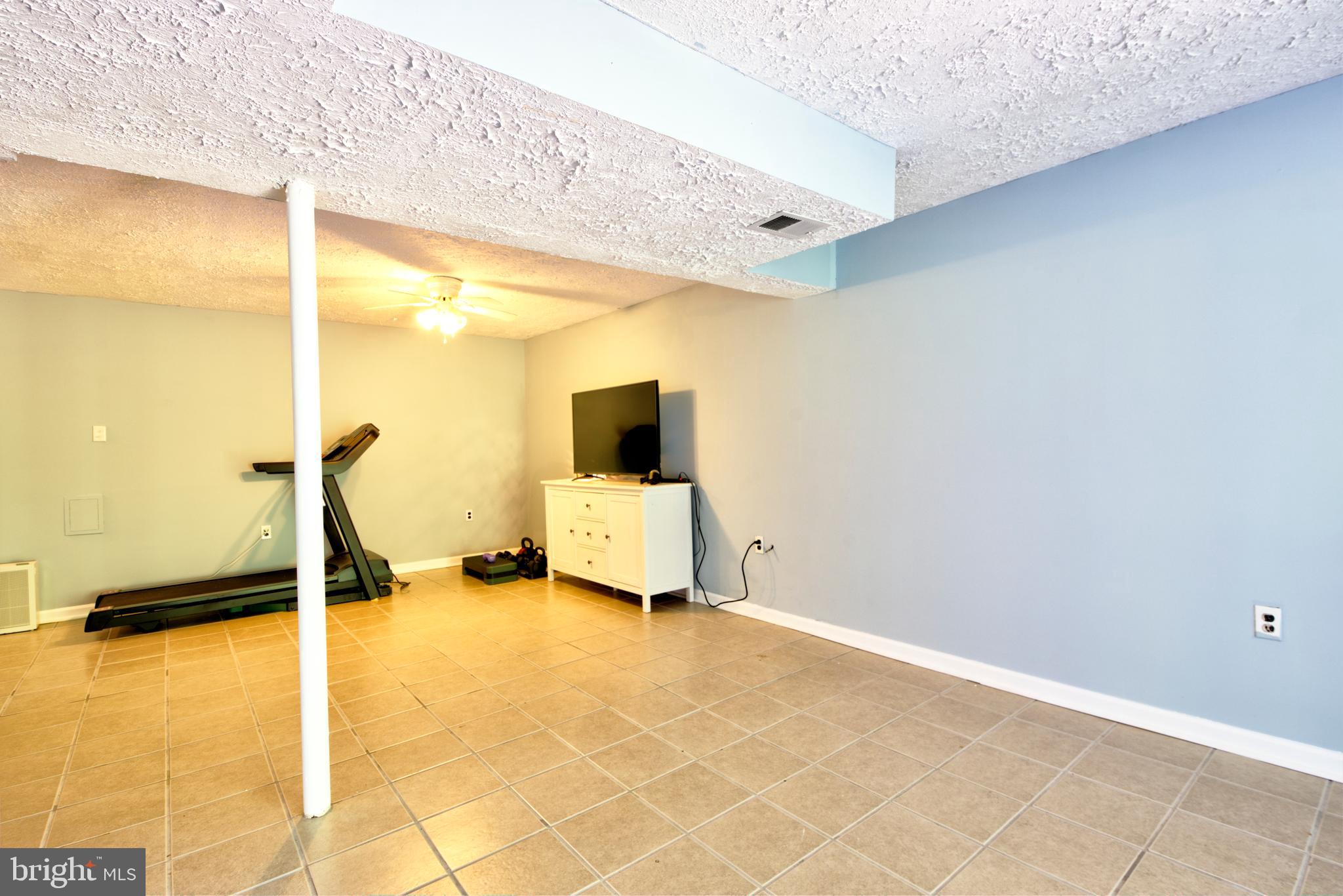 CHESTERFIELD - Residential