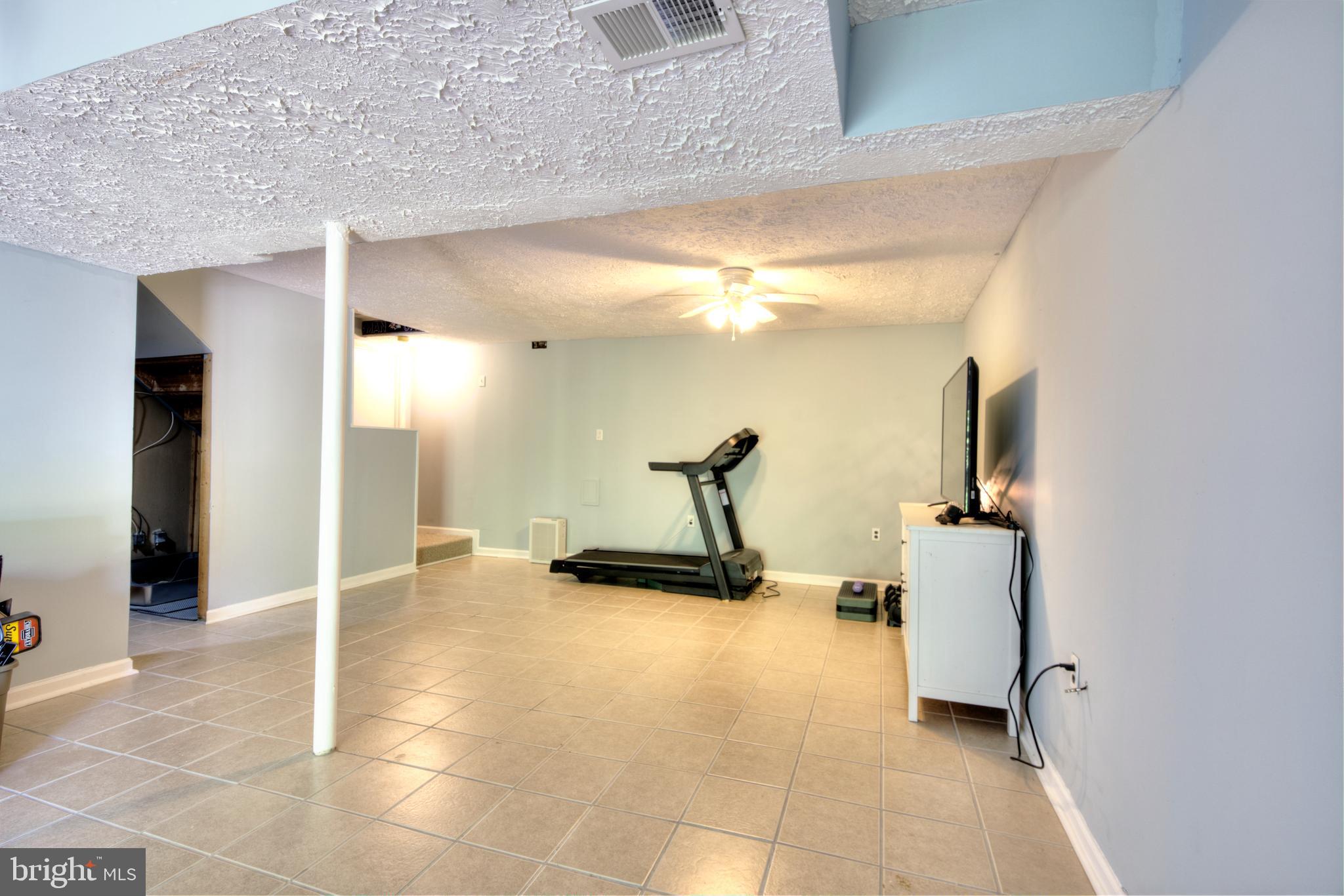 CHESTERFIELD - Residential