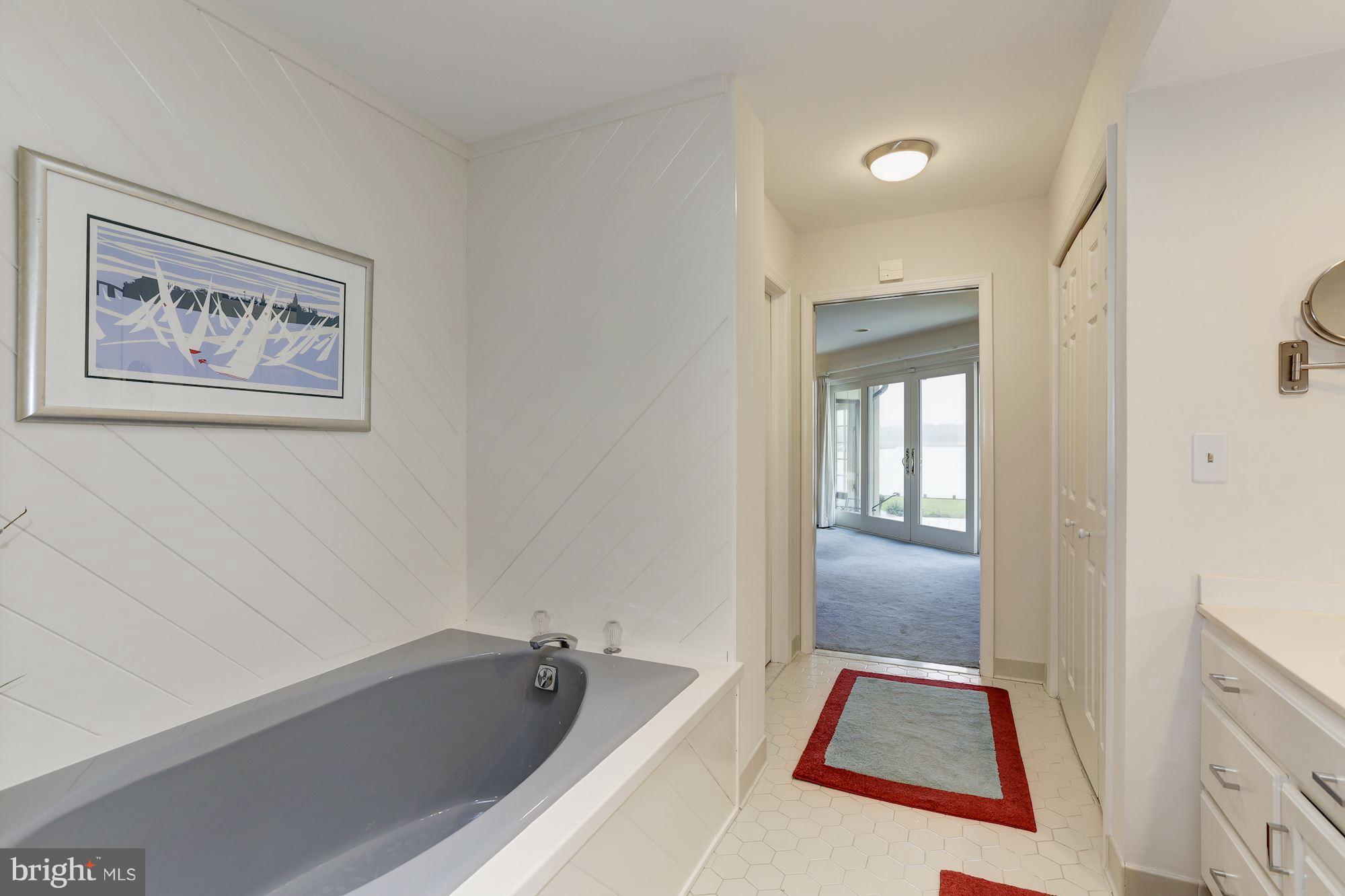 WATERGATE - Residential