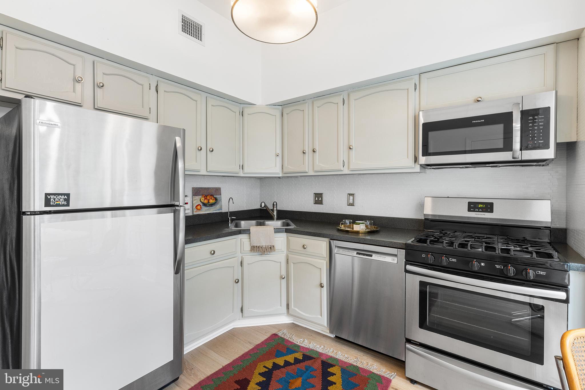 GRADUATE HOSPITAL - Residential