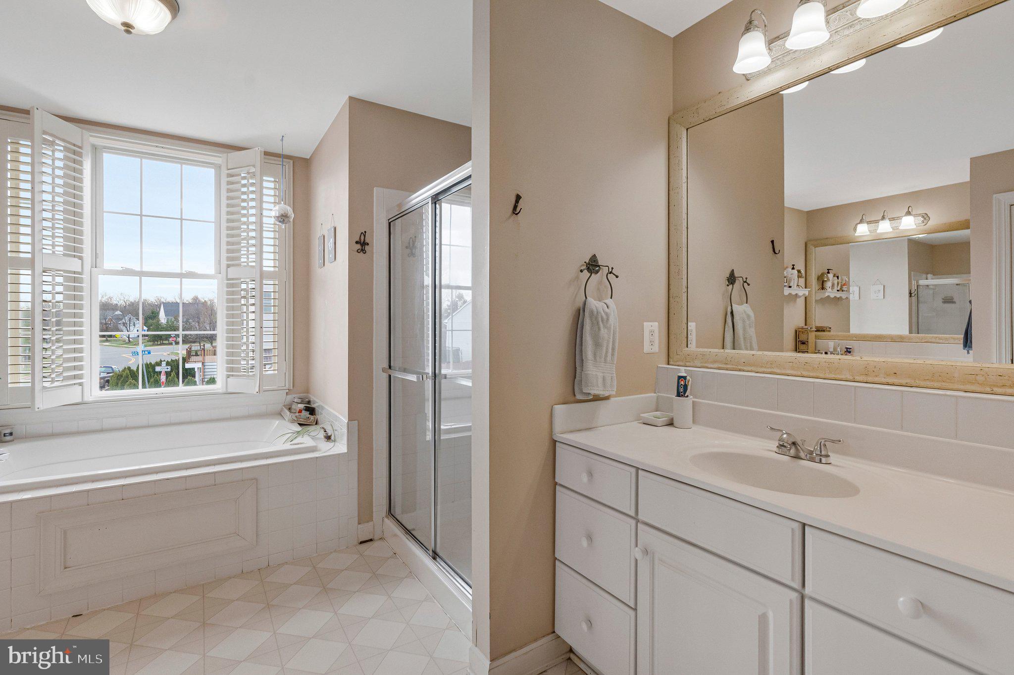 ASHLEIGH - Residential