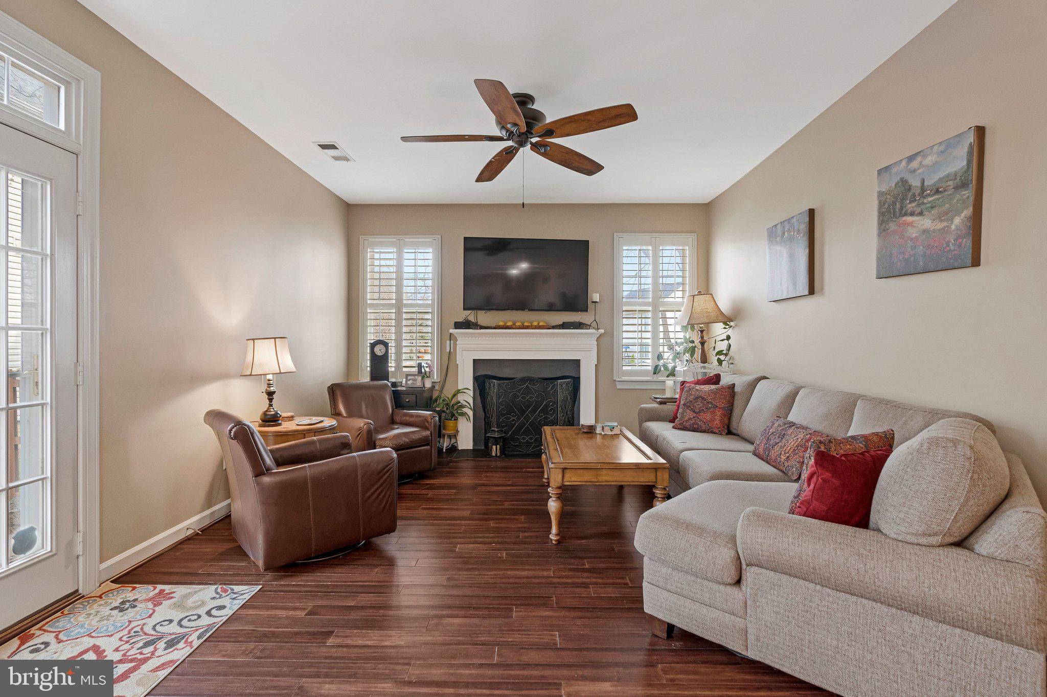 ASHLEIGH - Residential