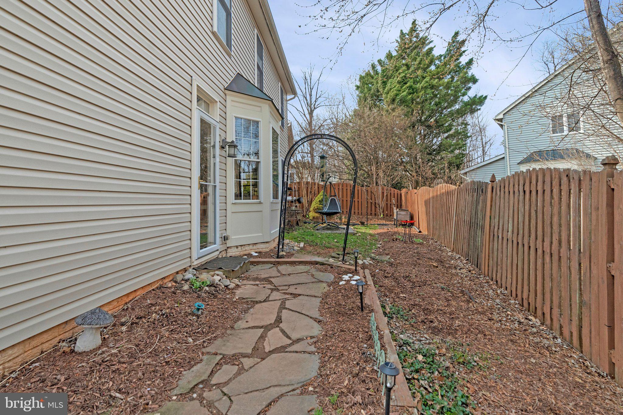 ASHLEIGH - Residential