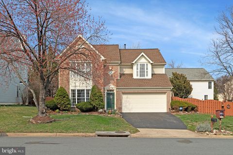 Photo of 42946 Gotham Way, ASHBURN, VA 20147 (MLS # VALO2118422)