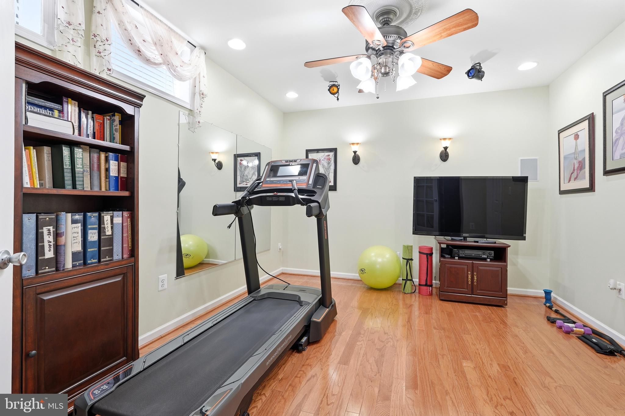 PRINCE WILLIAM TOWN CENTER - Residential